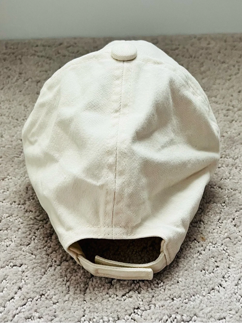 GAP Cream Baseball Cap with Tiny Embroidered Bear